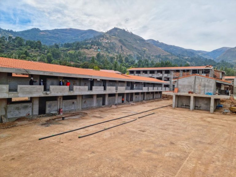 Construcción-de-Colegio-en-Ayacucho