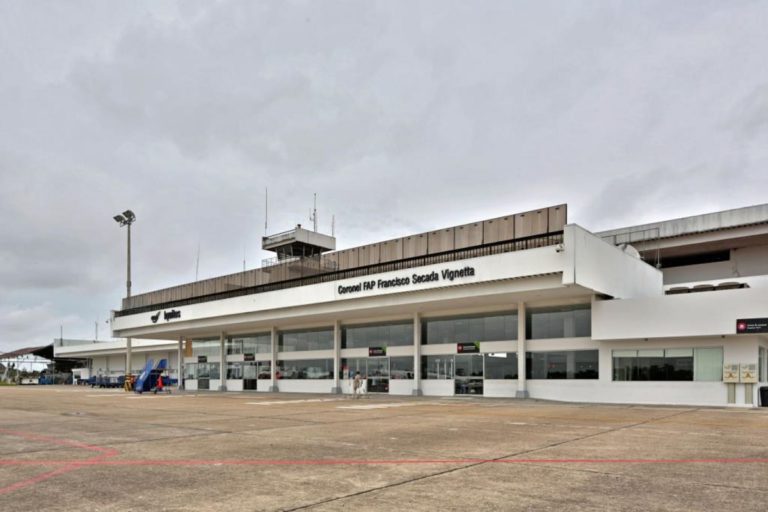 aeropuerto-de-iquitos