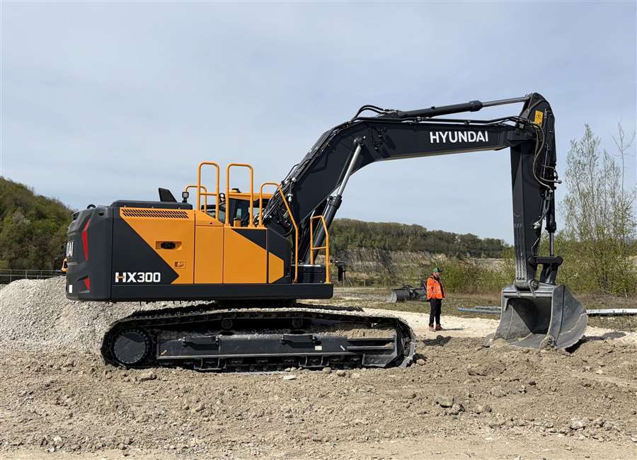 excavadora de orugas Hyundai