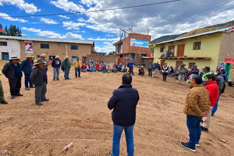 Apurímac Ministerio de Energía y Minas generó espacio de diálogo en comunidad Pisaccasa