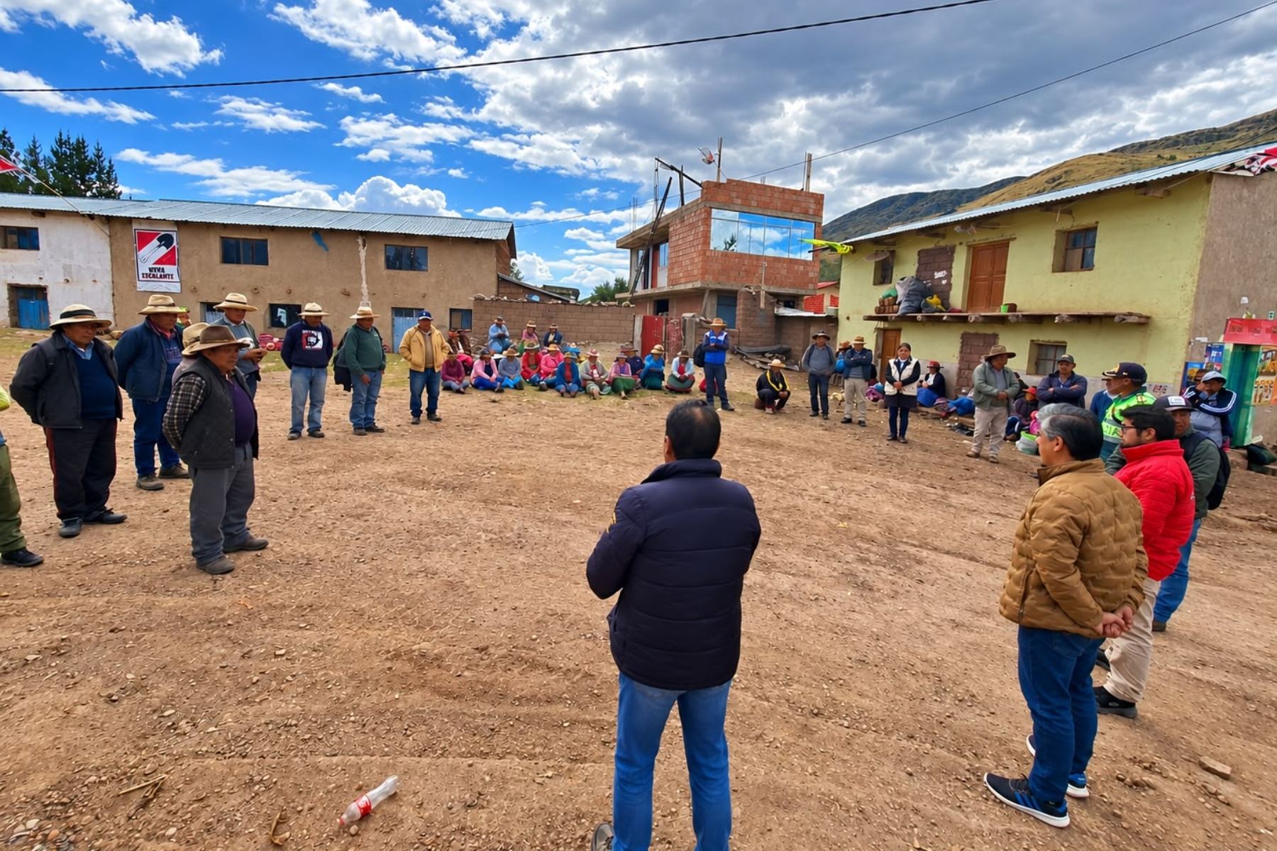 Apurímac Ministerio de Energía y Minas generó espacio de diálogo en comunidad Pisaccasa