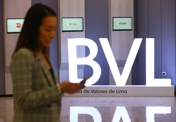 Bolsa de Valores de Lima presenta pérdidas mientras Wall Street inicia con índices mixtos